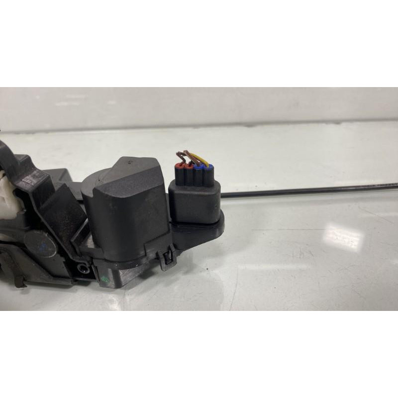 Serrure avant droit FORD C-MAX 1 Photo n°3