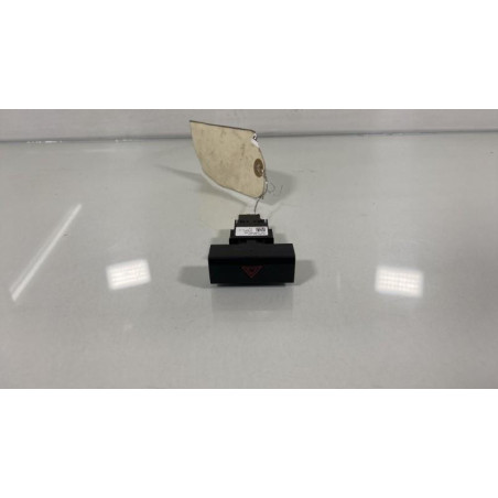 Bouton de warning SEAT LEON 3 Photo n°1