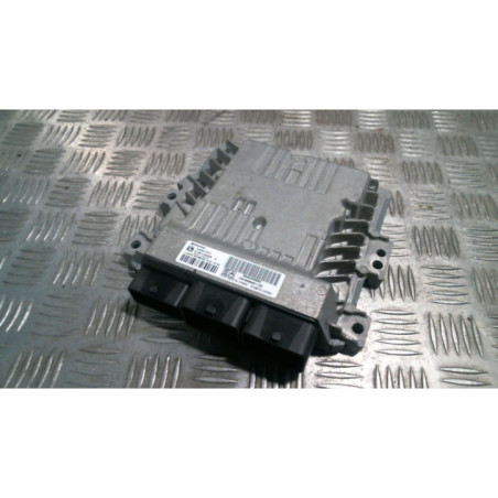 Calculateur moteur PEUGEOT PARTNER 2 Photo n°1