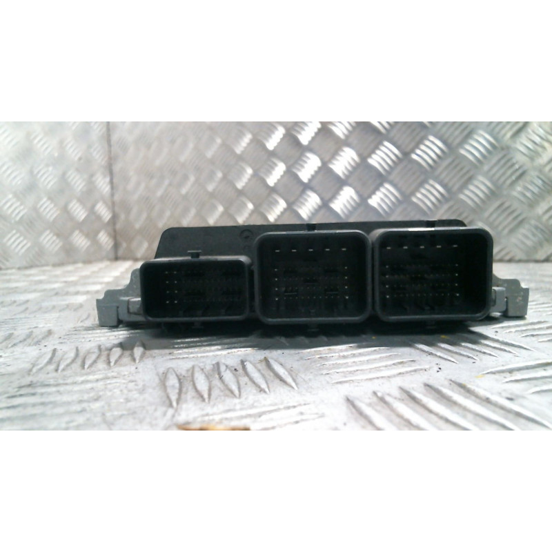 Calculateur moteur PEUGEOT PARTNER 2 Photo n°3