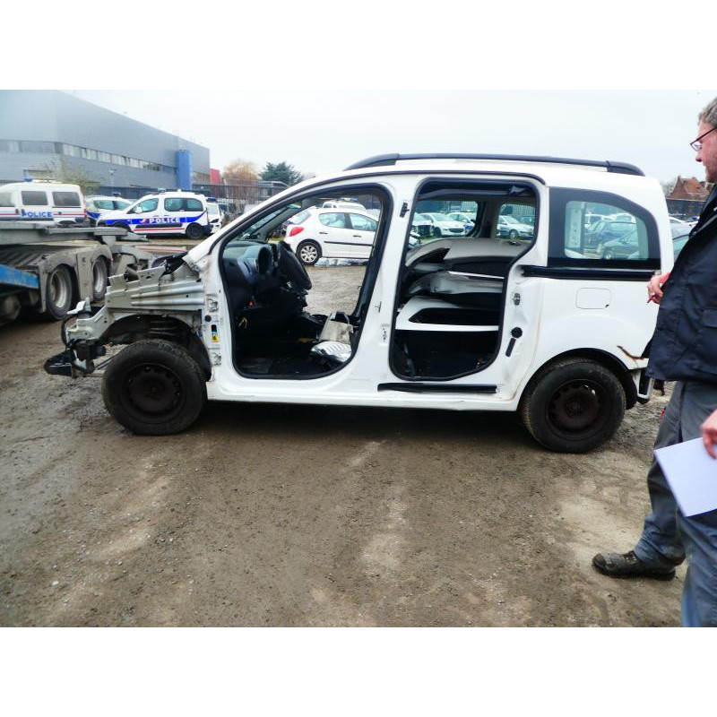 Calculateur moteur PEUGEOT PARTNER 2 Photo n°4