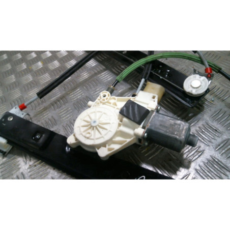 Leve vitre electrique avant droit FORD MONDEO 3 Photo n°1