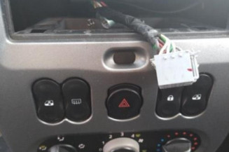 Pompe de direction DACIA DUSTER 1