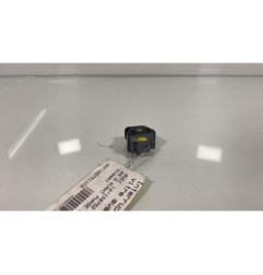 Interrupteur de leve vitre avant droit AUDI A4 3