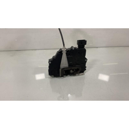 Serrure avant droit FIAT GRANDE PUNTO