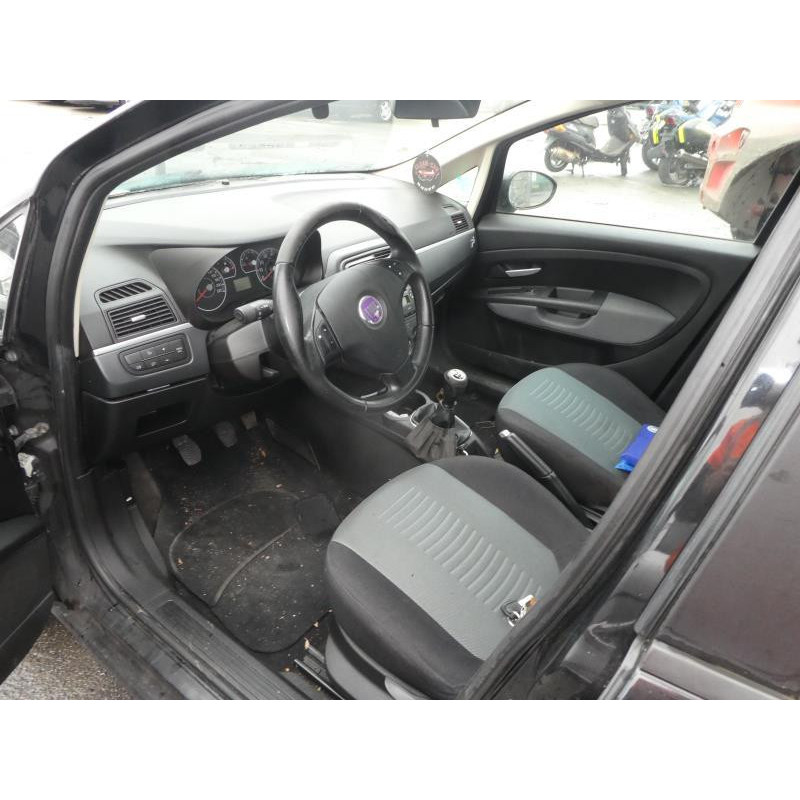 Serrure avant droit FIAT GRANDE PUNTO Photo n°8