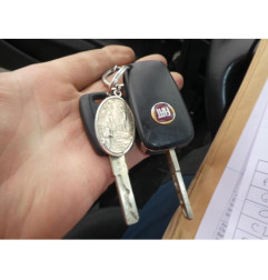 Serrure avant droit FIAT GRANDE PUNTO