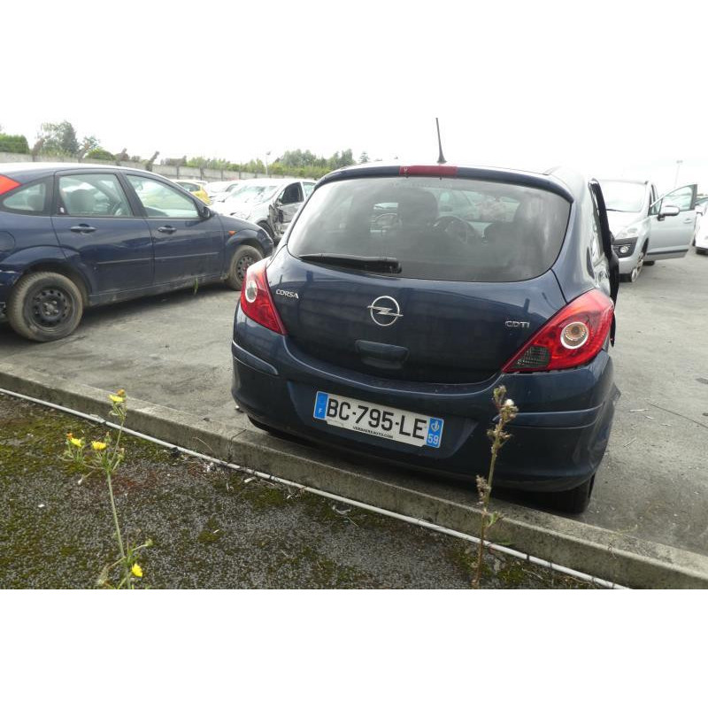 Leve vitre electrique avant gauche OPEL CORSA D Photo n°8