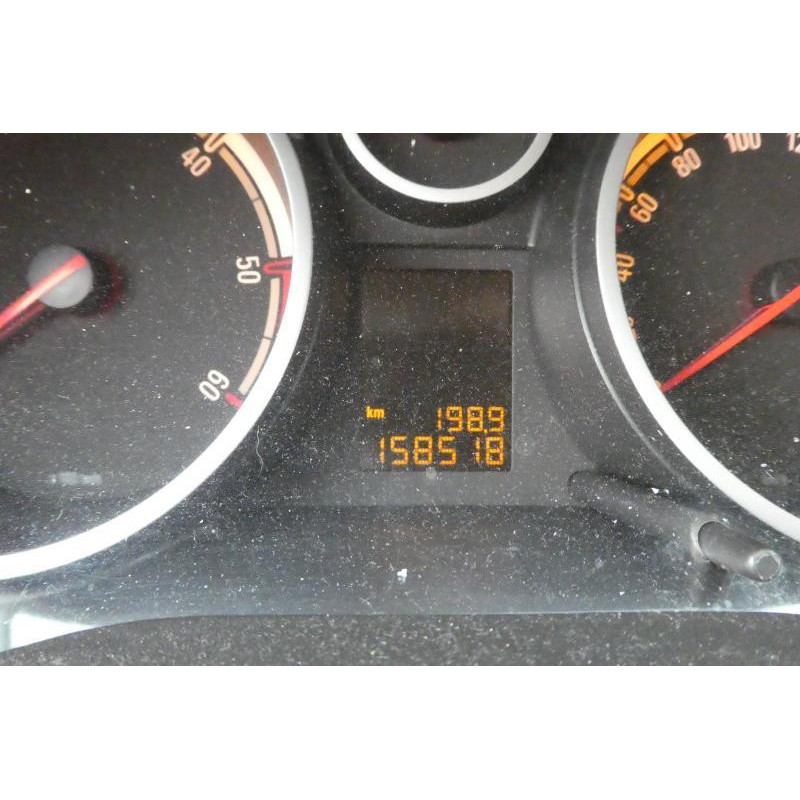 Leve vitre electrique avant gauche OPEL CORSA D Photo n°12