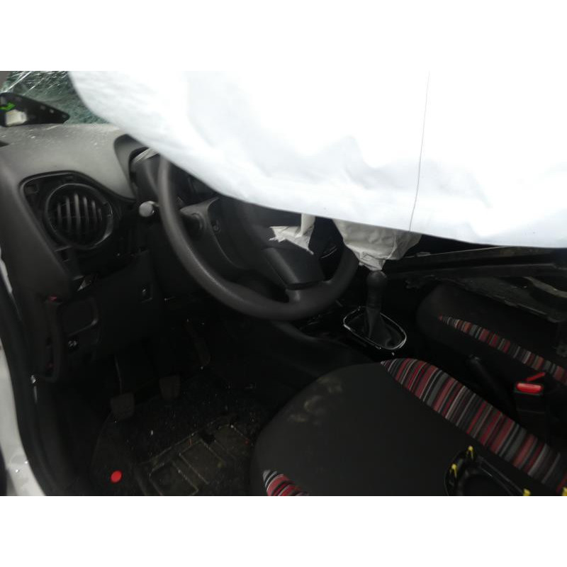 Trappe d'essence CITROEN C1 2 Photo n°11