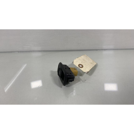 Interrupteur de leve vitre avant droit FORD FIESTA 6