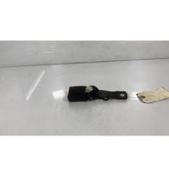 Attache ceinture avant gauche NISSAN PRIMERA 4