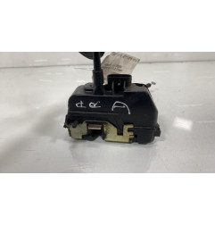 Serrure arriere droit NISSAN PRIMERA 4