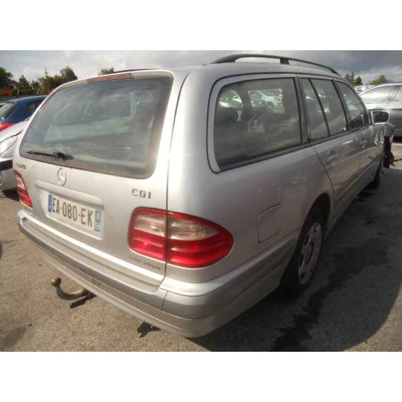 Feu arriere secondaire droit (feux) MERCEDES CLASSE E 210 Photo n°6
