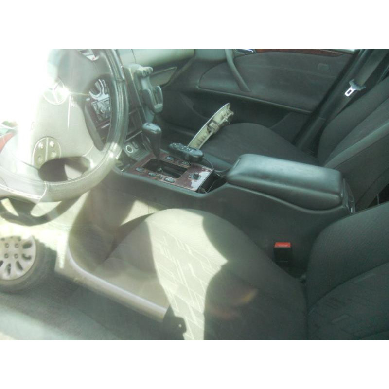Feu arriere secondaire droit (feux) MERCEDES CLASSE E 210 Photo n°8