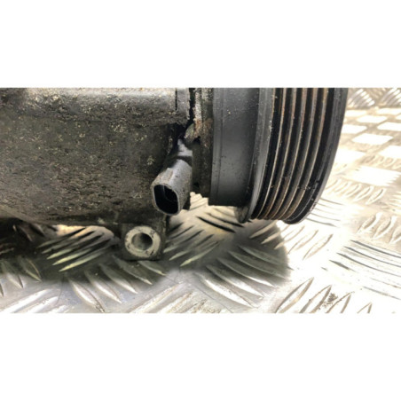 Compresseur clim RENAULT SCENIC 1 Photo n°1