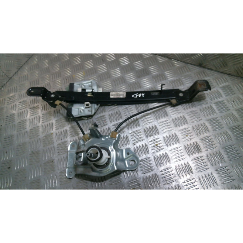 Leve vitre mecanique arriere droit SEAT LEON 2 Photo n°1