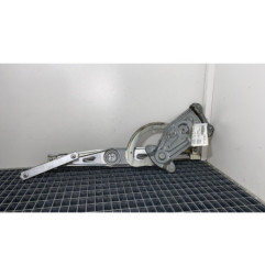 Leve vitre electrique avant droit RENAULT MEGANE 3 Photo n°1