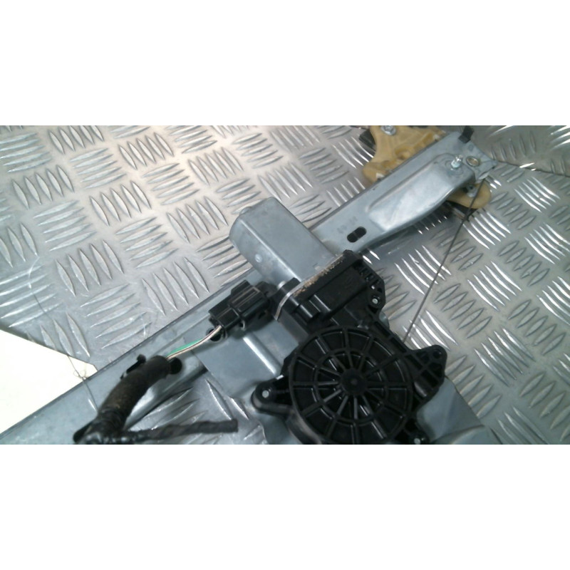 Leve vitre electrique avant gauche RENAULT TWINGO 3 Photo n°2