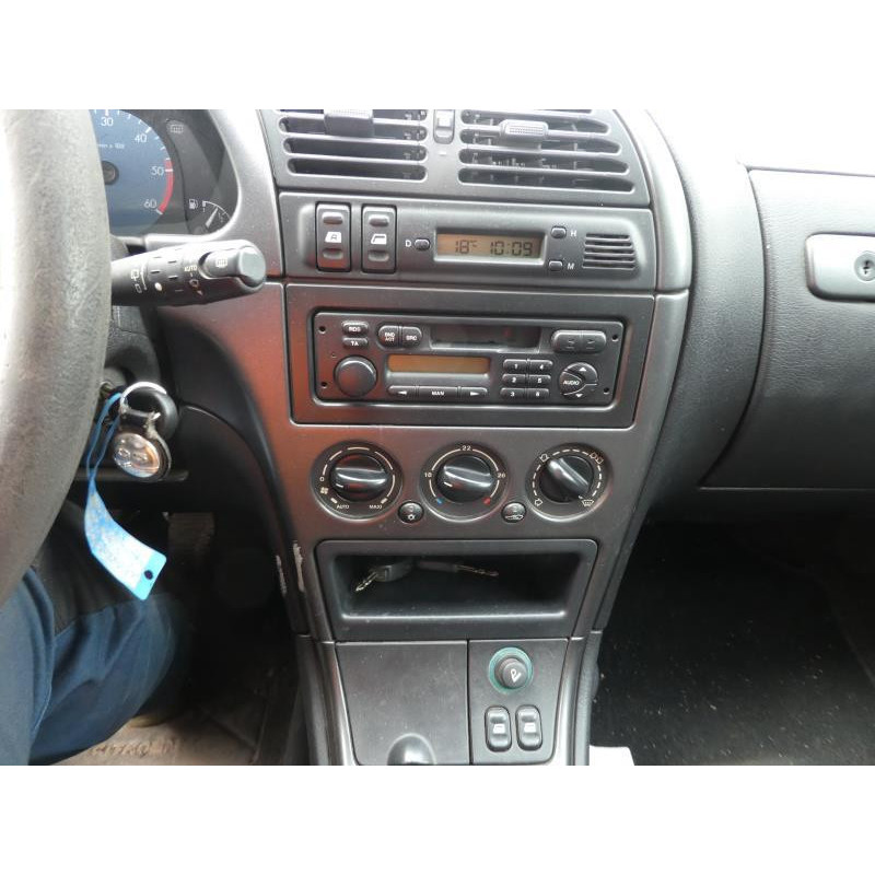 Leve vitre electrique arriere droit CITROEN XSARA Photo n°4