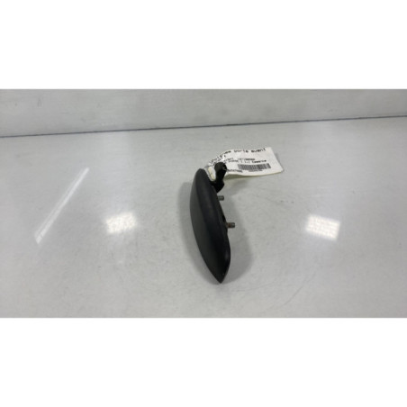 Poignee porte avant droit MITSUBISHI COLT 6 Photo n°1
