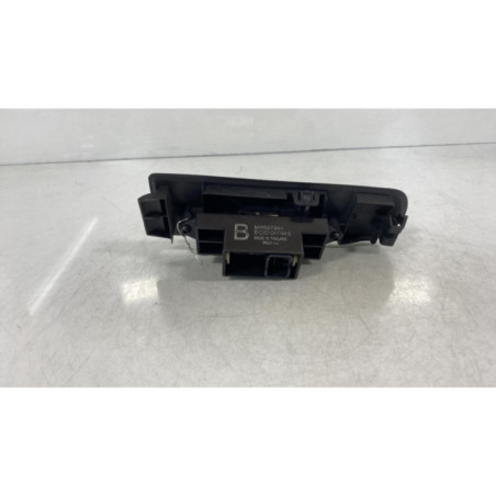 Interrupteur de leve vitre avant droit MITSUBISHI COLT 6 Photo n°1