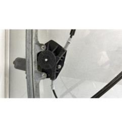 Leve vitre electrique avant droit MITSUBISHI COLT 6
