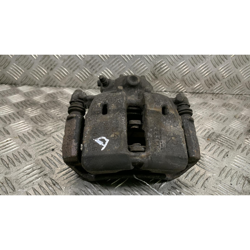 Etrier avant droit (freinage) MITSUBISHI COLT 6 Photo n°3
