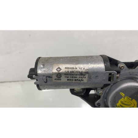 Moteur essuie glace arriere SKODA FABIA 1