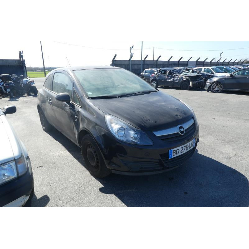Leve vitre electrique avant gauche OPEL CORSA D Photo n°8