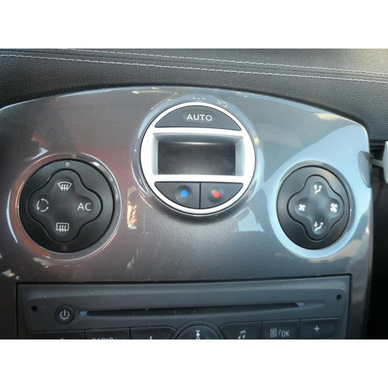 Aile avant gauche RENAULT CLIO 3 Photo n°5