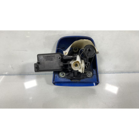 Bouton de coffre RENAULT CLIO 2 CAMPUS Photo n°1