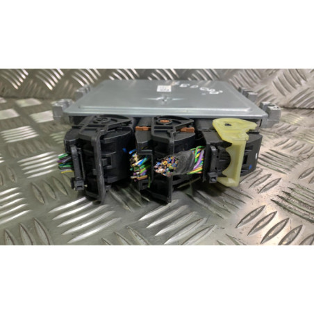 Calculateur moteur FORD MONDEO 3 Photo n°1