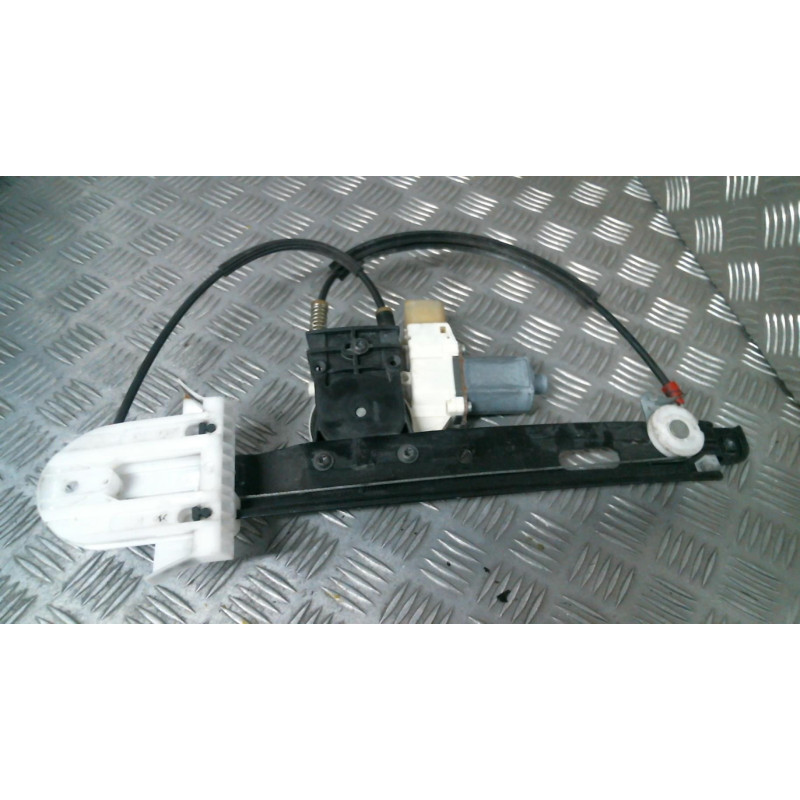 Leve vitre electrique arriere droit FORD MONDEO 3 Photo n°2