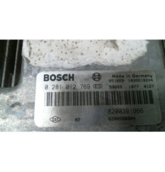 Calculateur moteur RENAULT SCENIC 2 Photo n°1