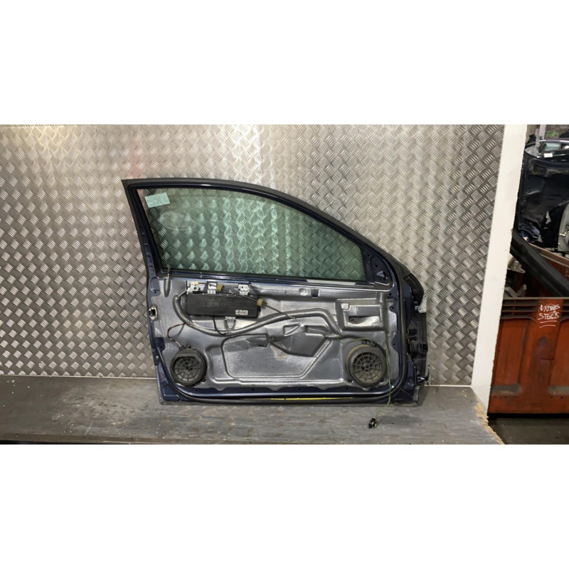 Porte avant gauche MERCEDES CLASSE C 203 COUPE SPORT Photo n°4