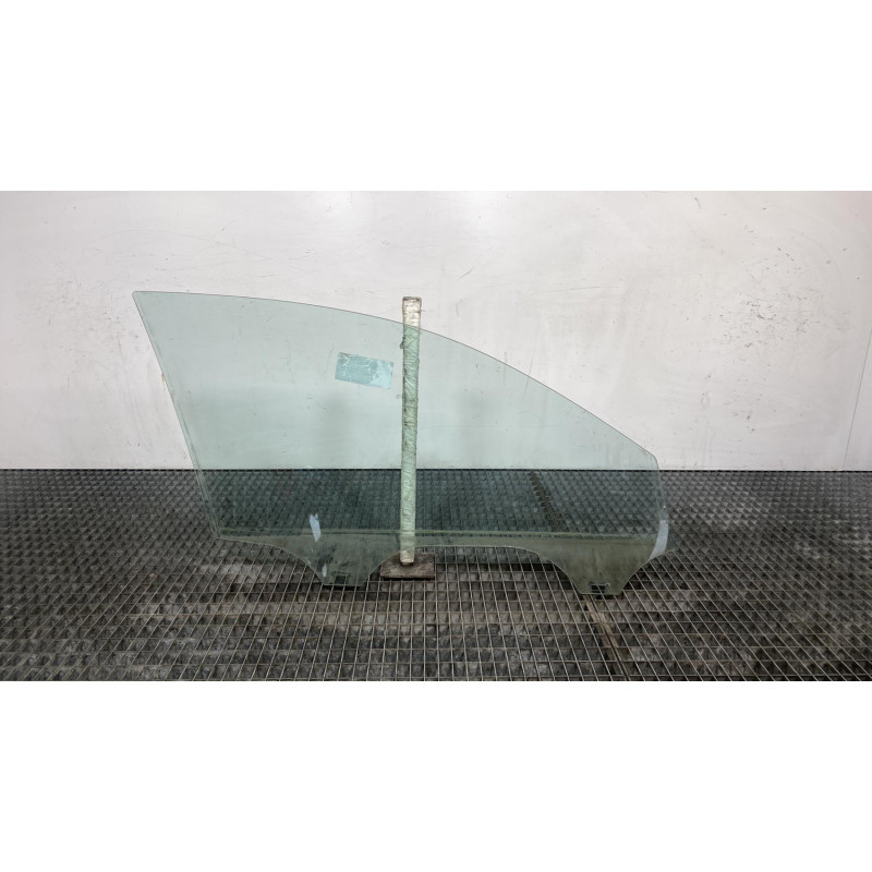 Vitre avant gauche VOLKSWAGEN PASSAT 4 Photo n°5