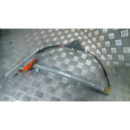 Leve vitre mecanique avant droit FORD FIESTA 4