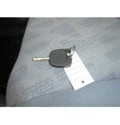 Leve vitre mecanique avant droit FORD FIESTA 4