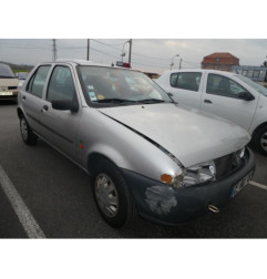 Leve vitre mecanique avant droit FORD FIESTA 4
