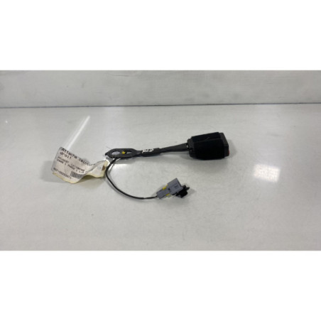 Attache ceinture avant droit PEUGEOT 2008 1 Photo n°1