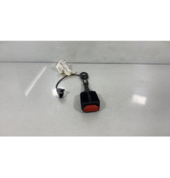 Attache ceinture avant droit PEUGEOT 2008 1