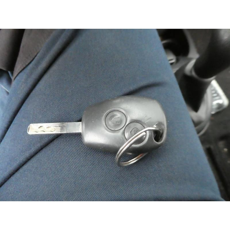 Feu arriere secondaire gauche (feux) RENAULT TWINGO 2 Photo n°5