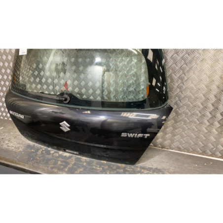 Malle/Hayon arriere SUZUKI SWIFT 3 Photo n°1