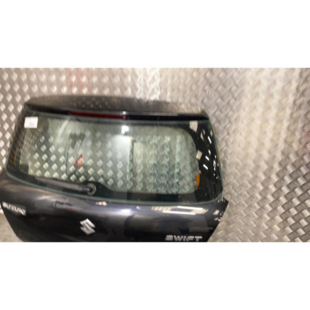 Malle/Hayon arriere SUZUKI SWIFT 3