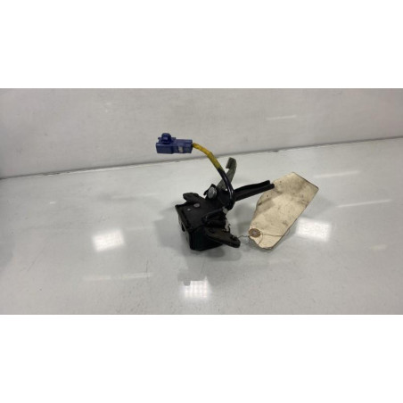 Serrure de coffre TOYOTA YARIS 2