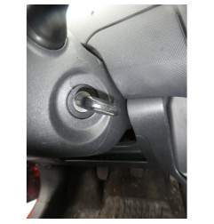 Serrure de coffre TOYOTA YARIS 2