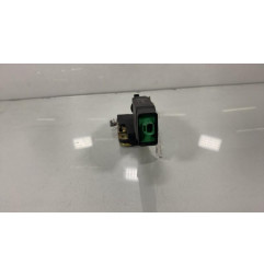 Serrure avant droit VOLVO V 40 1