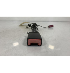 Attache ceinture avant droit FORD FIESTA 6