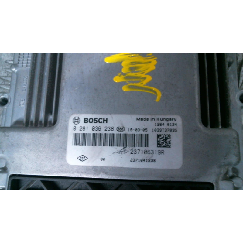 Calculateur moteur RENAULT CLIO 4 Photo n°2